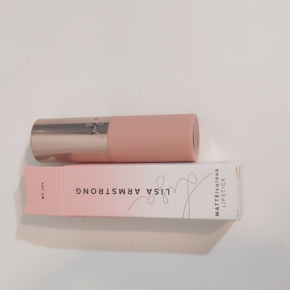 Lisa Armstrong Avon Lipstick - Picture 1 of 6